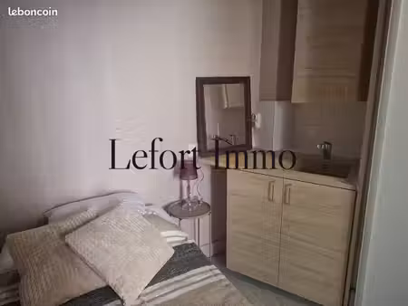 studio 1 pièce 10 m²