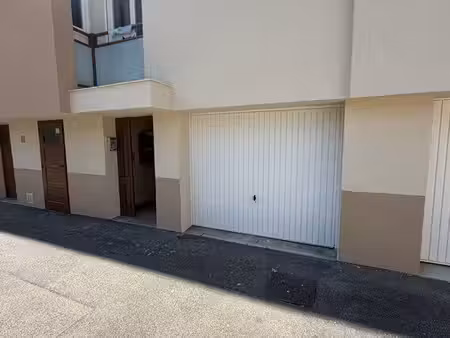 garage/box fermé secteur recherché annonay