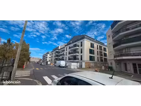 parking 12m²