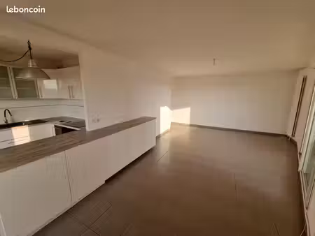 location t4 85m2 - port marianne/odysseum montpellier