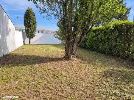 vente terrain 197 m² à sainte-marie-de-ré (17740)  262 500 €