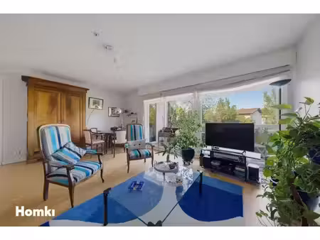 appartement t5 de 96 m² à bordeaux 33000  rue caillou