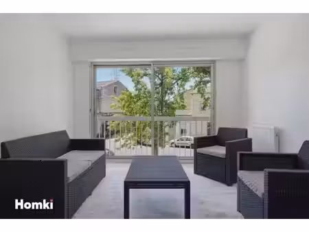 t3 rénové de 67 m²