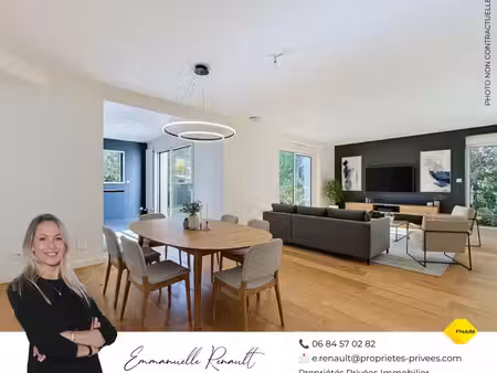 élégante maison de 136 m² (144 m² au sol)  avec vie de plain-pied et jardin. quartier sacr