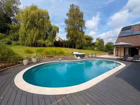 villa 4 ch. + espace pro. – piscine – peb c – ±20 ares