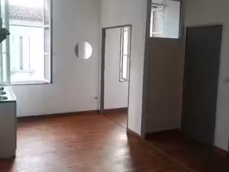 location appartement 2 pièces à libourne (33500)  635 €