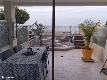 appartement/ terrasse / front de mer