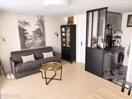 appartement t2 rdc - secteur vieux port - quartier st nicolas à la rochelle
