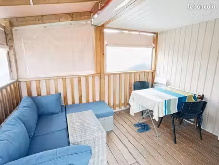 mobil-home trigano avec deux terrasses couvertes
