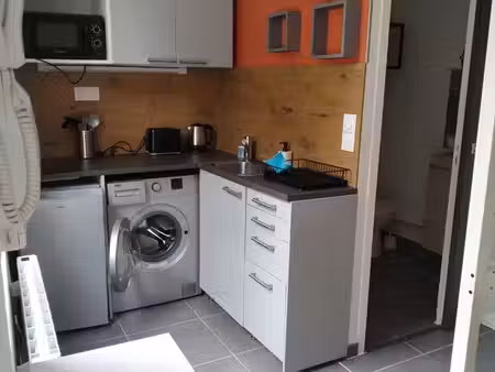 studio meublé 14m² avec terrasse - la riche fac médecine