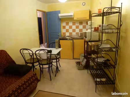 location t2 meublé isle jourdain