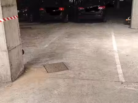 place de parking sous terrain