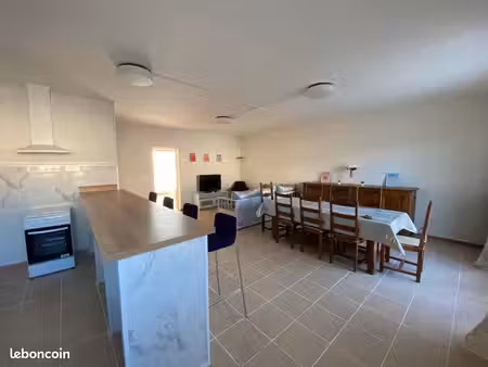 location appartement vide - t4 (90 m²)