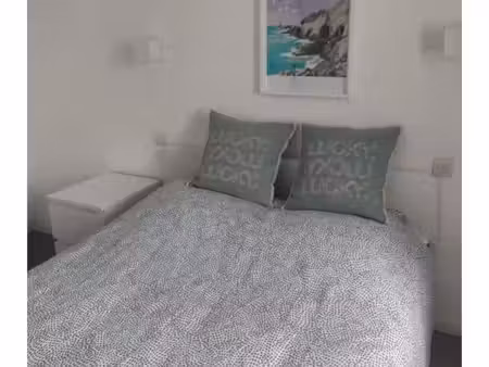chambre étudiante au mois