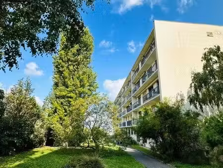 appartement meublé 34 64 m² - rueil-malmaison
