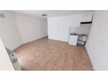 studio plein pied + cours 30m2