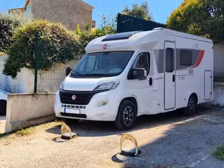 place stationnement camping car
