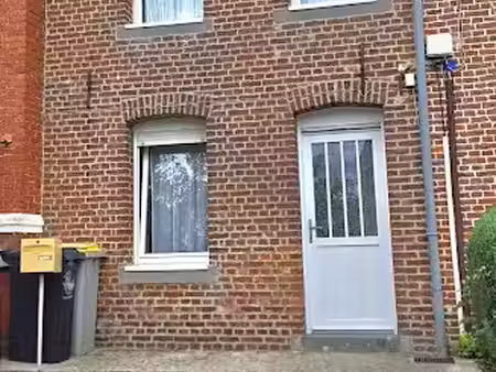 vente maison 4 pièces 72 m² à pont-sur-sambre (59138)  76 000 €