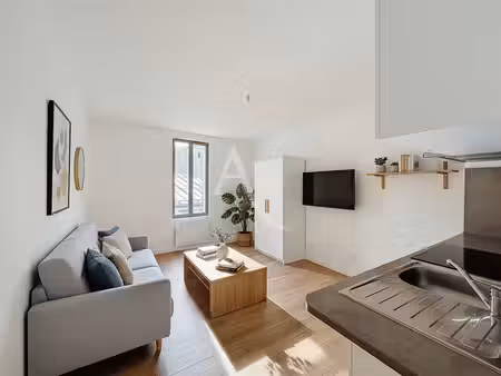 appartement coeur de ville de meaux - studio entièrement redécoré  gare à 5 min à pieds - 