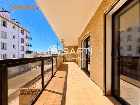appartement t4 traversant de 110m2 + balcon et terrasse + grand garage