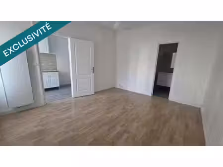 appartement type 2 séjour chambre cuisine