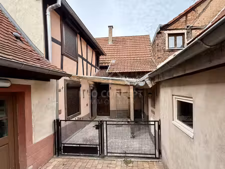reichshoffen – maison de ville en triplex avec dépendance