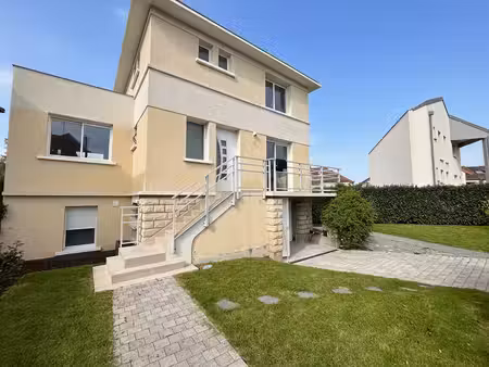 maison entièrement rénovée avec sous-sol total à massy