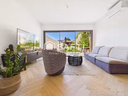 maison rénovée et meublée  prête à vivre à niort