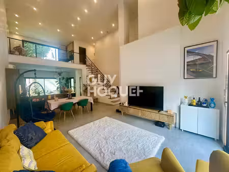 coup de coeur assuré - maison d'architecte à louer de 6 pièces de 126m²