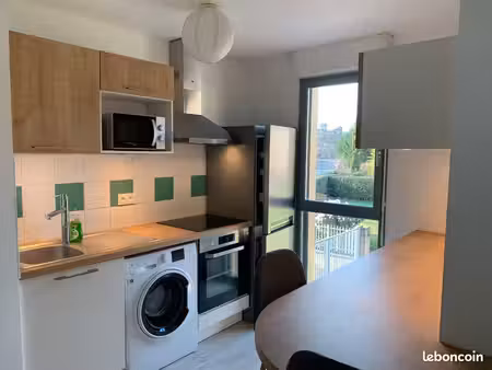 t2 meublé 48m² avec balcon et parking sécurisé - cahors