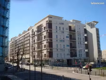 appartement 3 pièces 74 m²