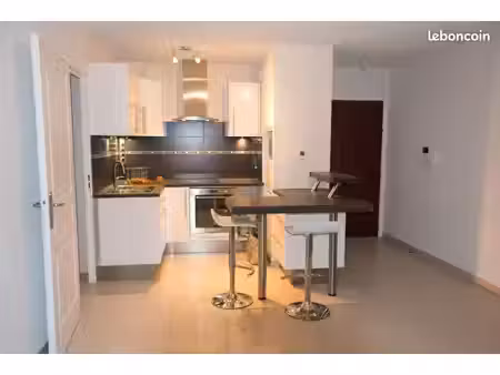 2 pièces meublé avec box à louer antibes