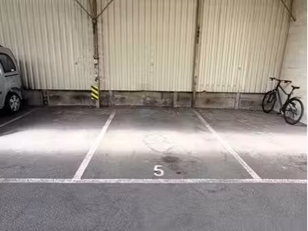 location place de parking couverte sécurisée bordeaux croix blanche