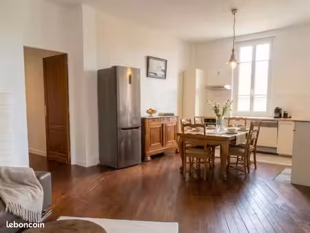 grand t3 avec garage et terrasse bordeaux sud entrée privative