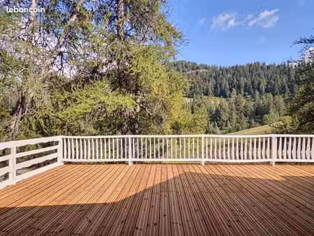 chalet 9 pièces 248 m²