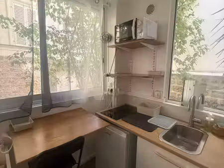 beau studio meublé  12 m² levallois-perret (metro 3 louise michel)
