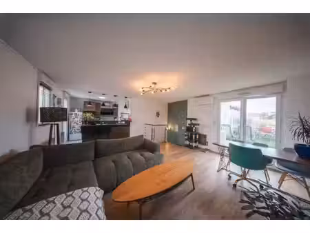 clermont-ferrand – duplex familial avec 3 extérieurs et box f