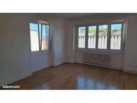 appartement t4 de 100 m2