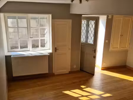 maison à louer à maringues