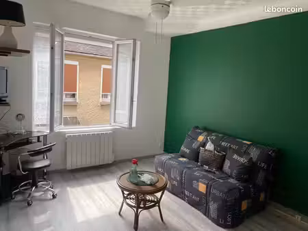 f1 meublé