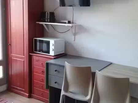 studio  location à l'année