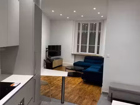 2 pièces • 39 m2 . lyon 69003 quartier montchat