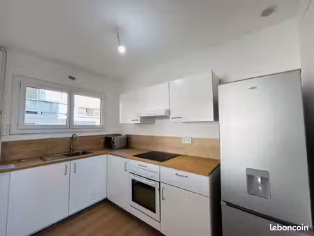 appartement t3 - entièrement rénové de 70 m²