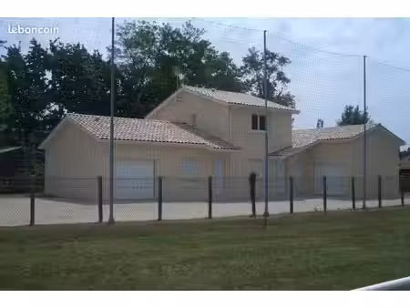 particulier loue maison t3 de 89m2 sur pessac  proche du centre ville
