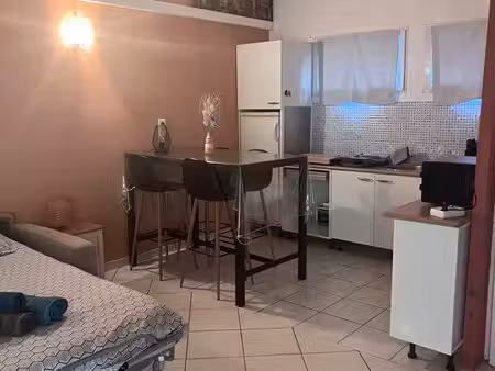 studio meublé à bras