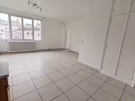 appartement f2 cœur de ville valenciennes