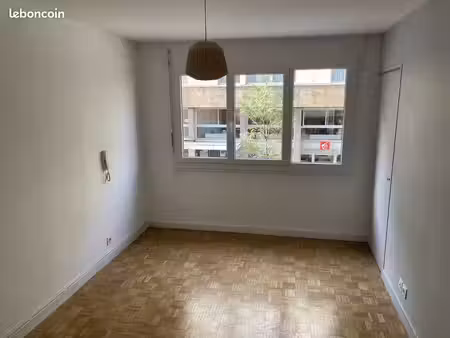 local paramedical 14m² rue carnot