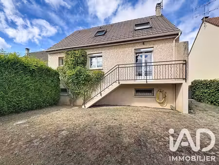 maison à issou (78440)