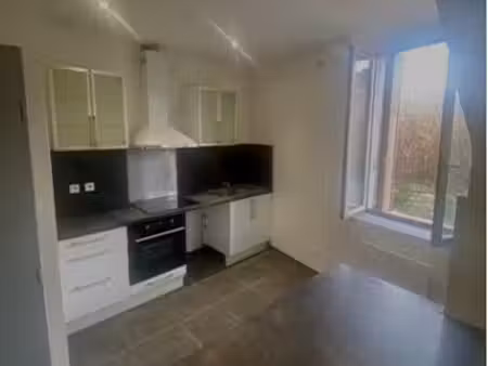 location t2 13011 marseille