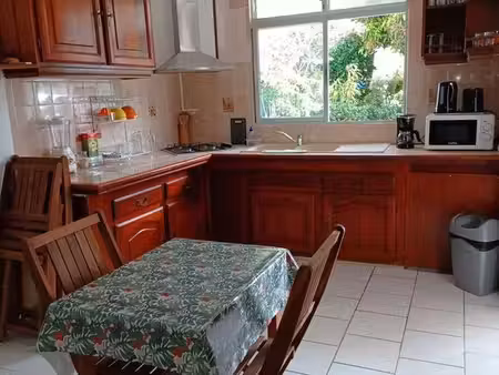 t3 meublé rez-de-villa